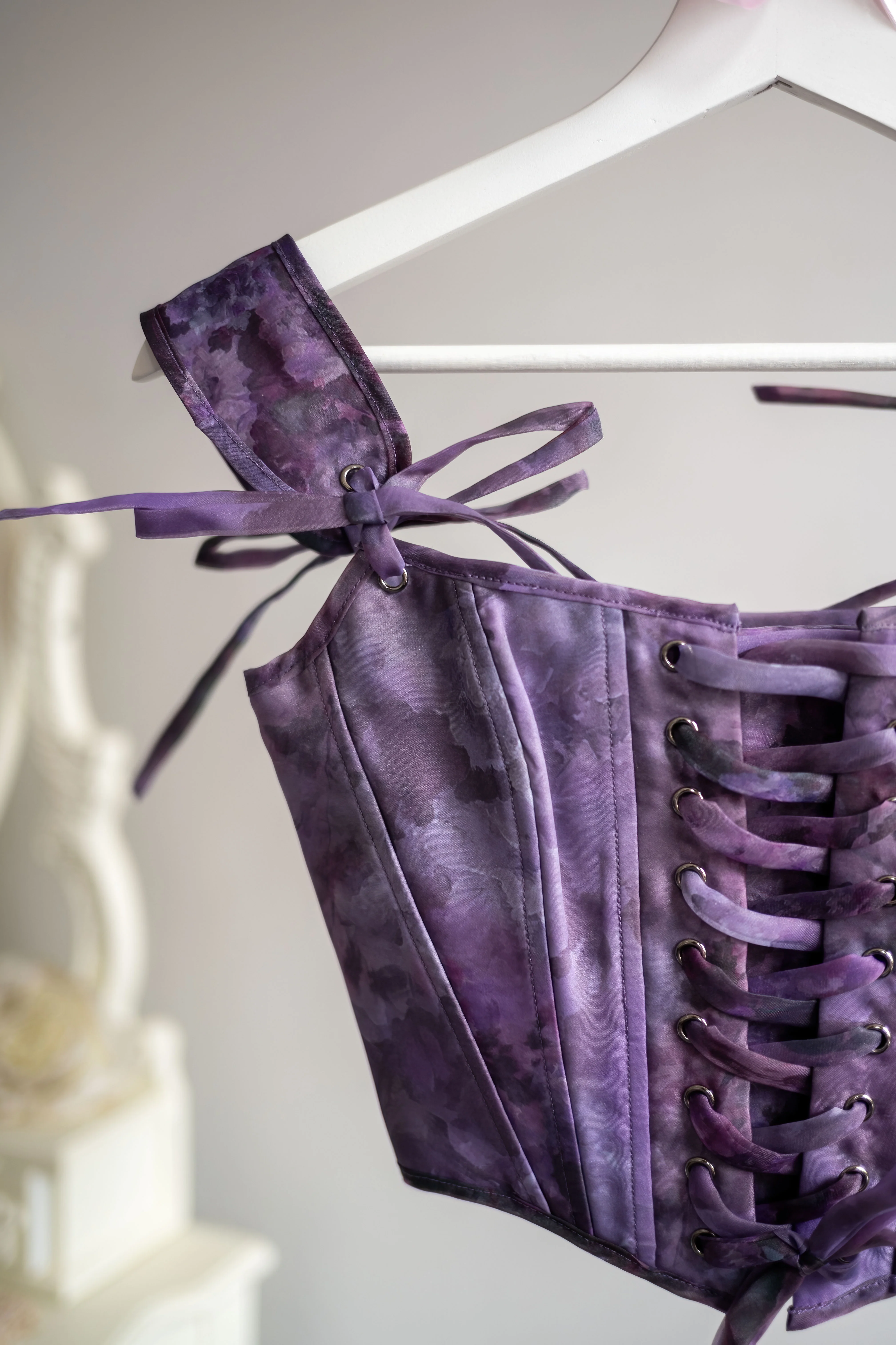 Midnight Rose Thisbe Corset - Image 19