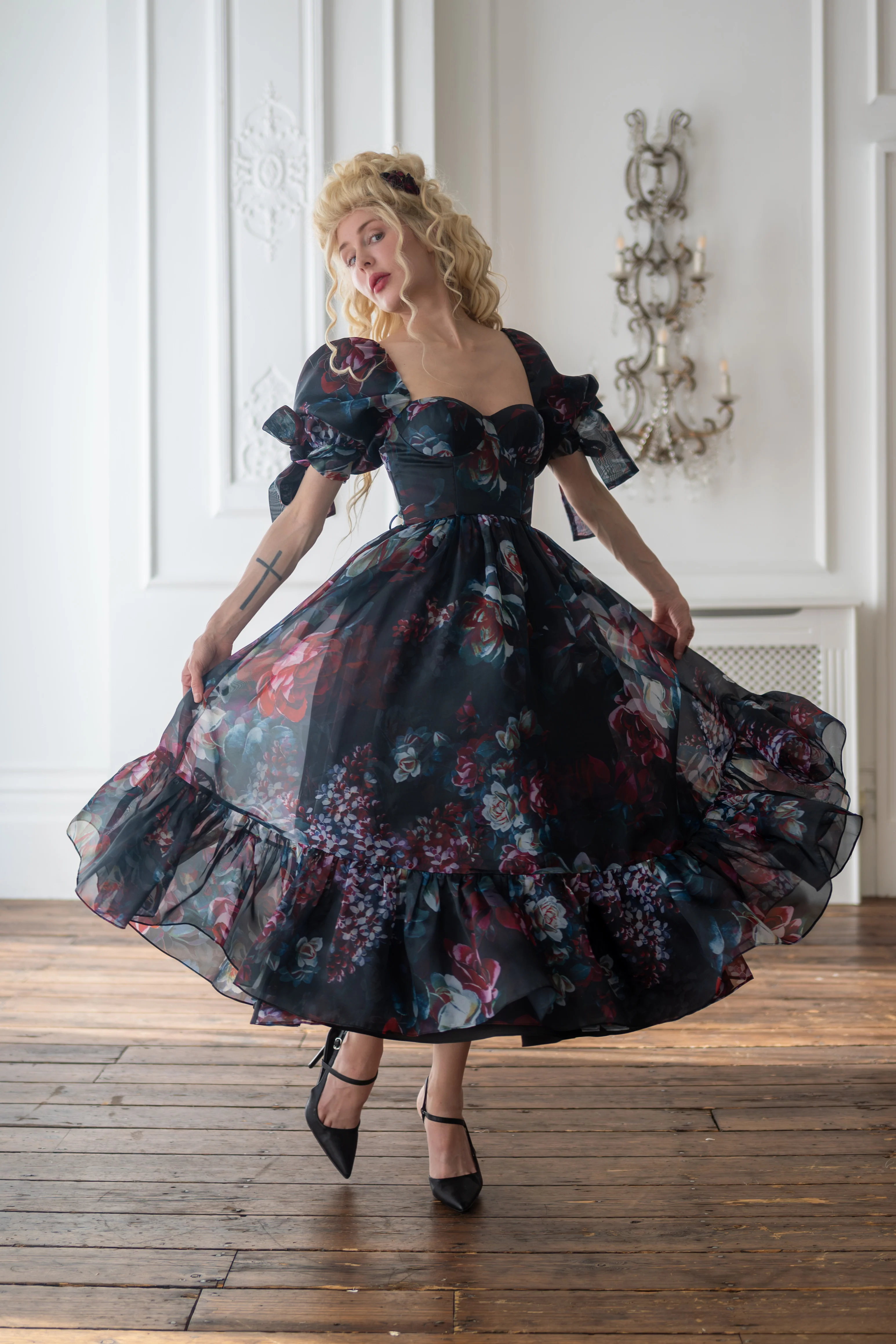 Nocturnal Beauty Soirée Dress - Image 4
