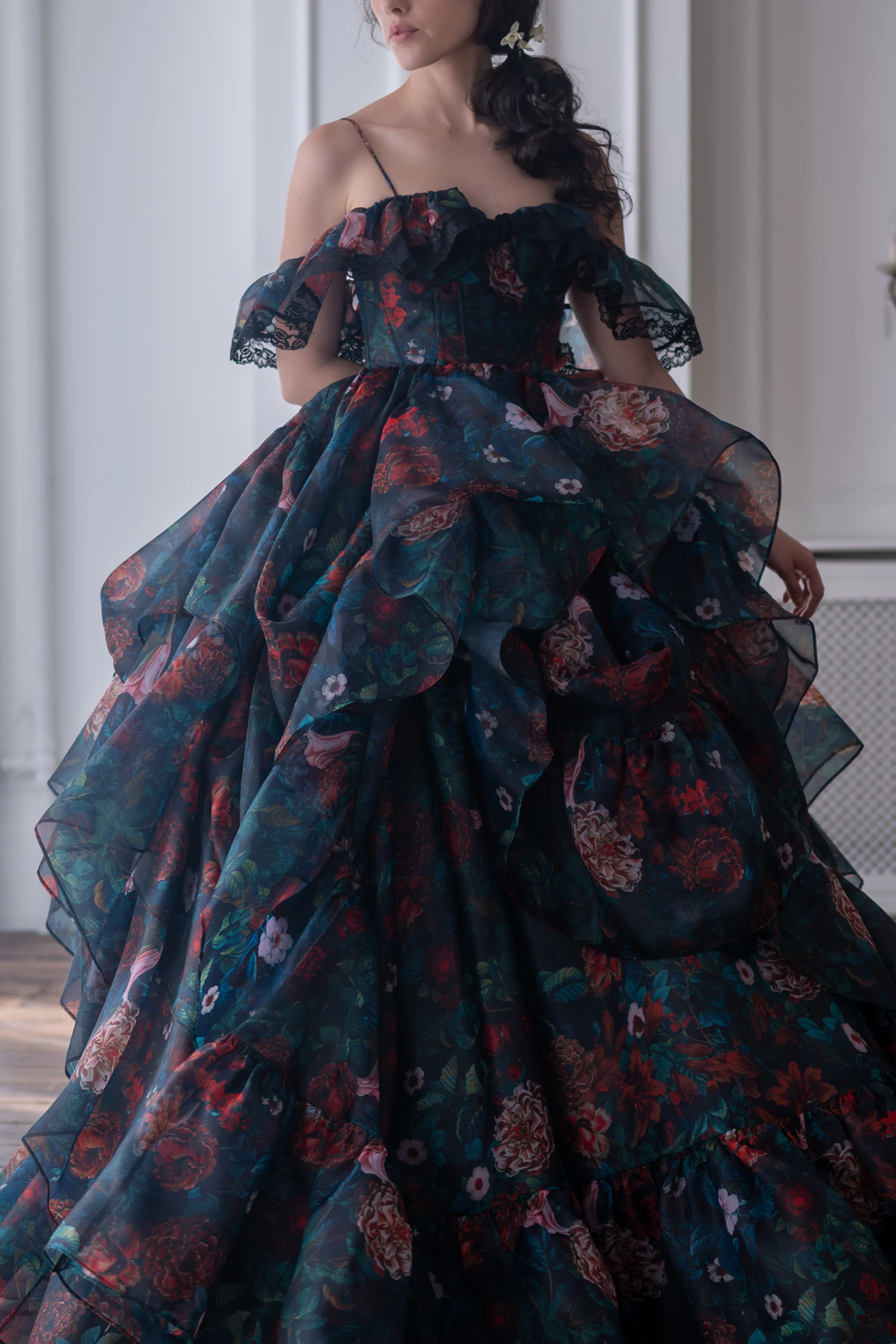 Obsidian Bower Guileless Gown - Image 3