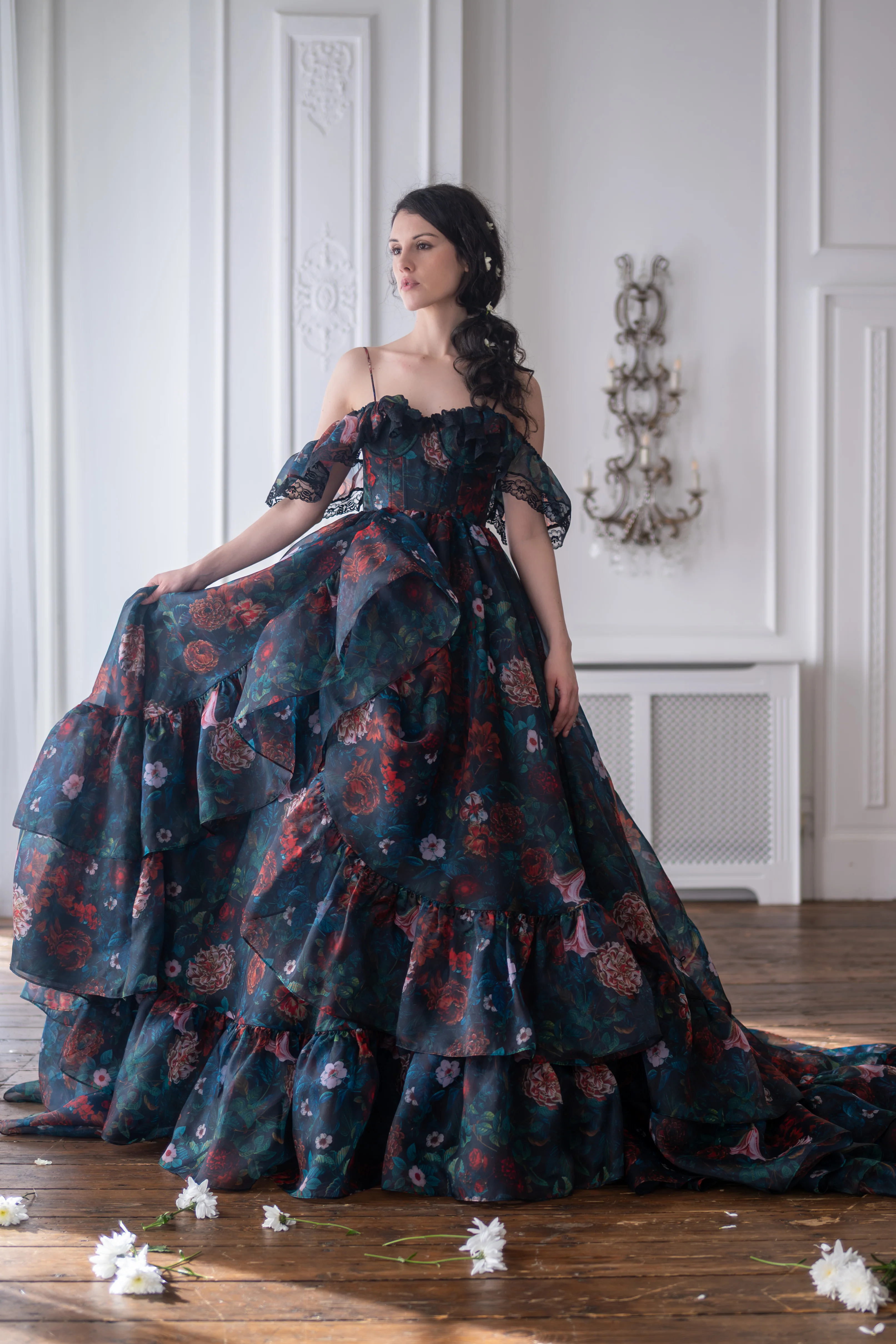 Obsidian Bower Guileless Gown - Image 9