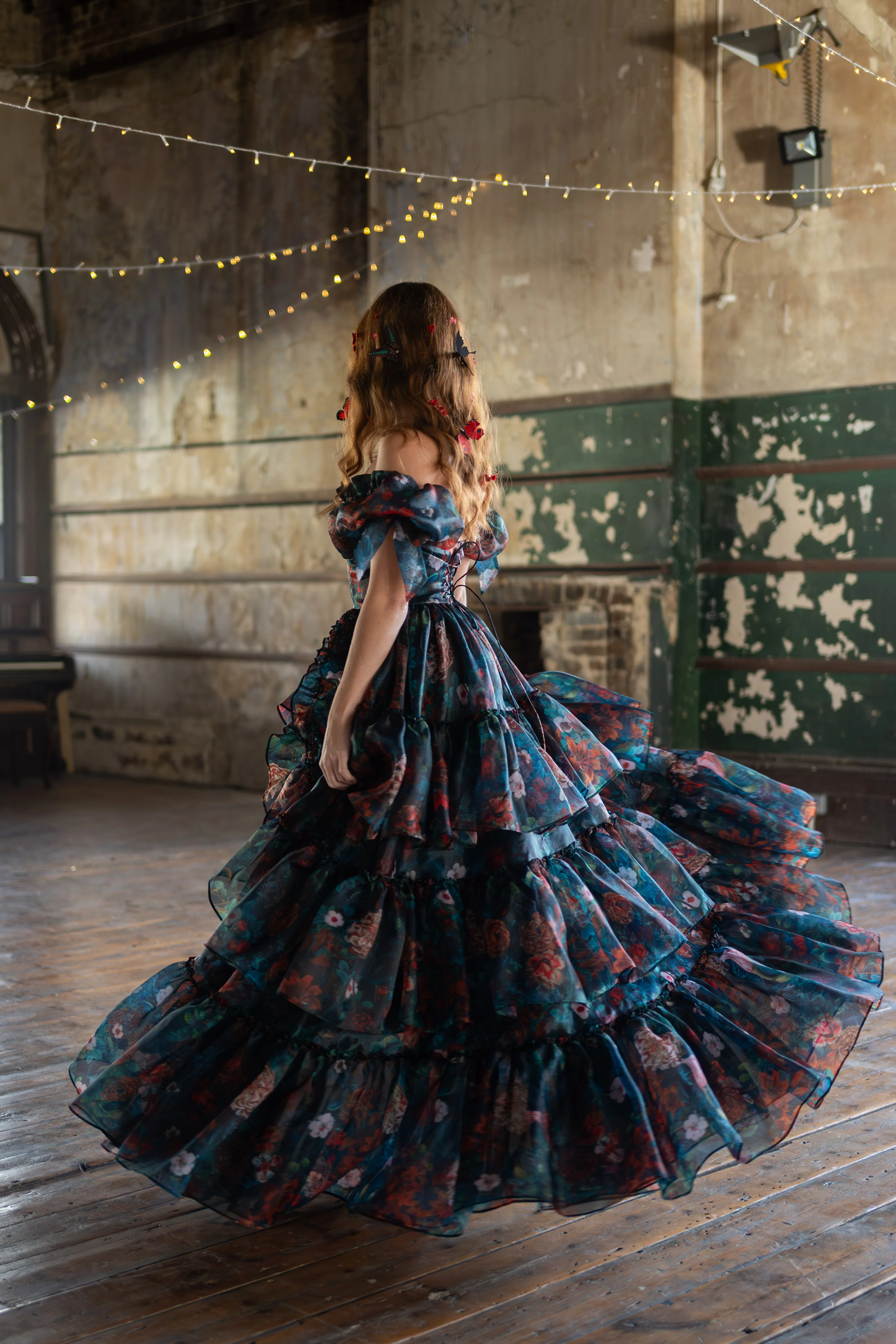 Obsidian Bower Mademoiselle Gown - Image 4