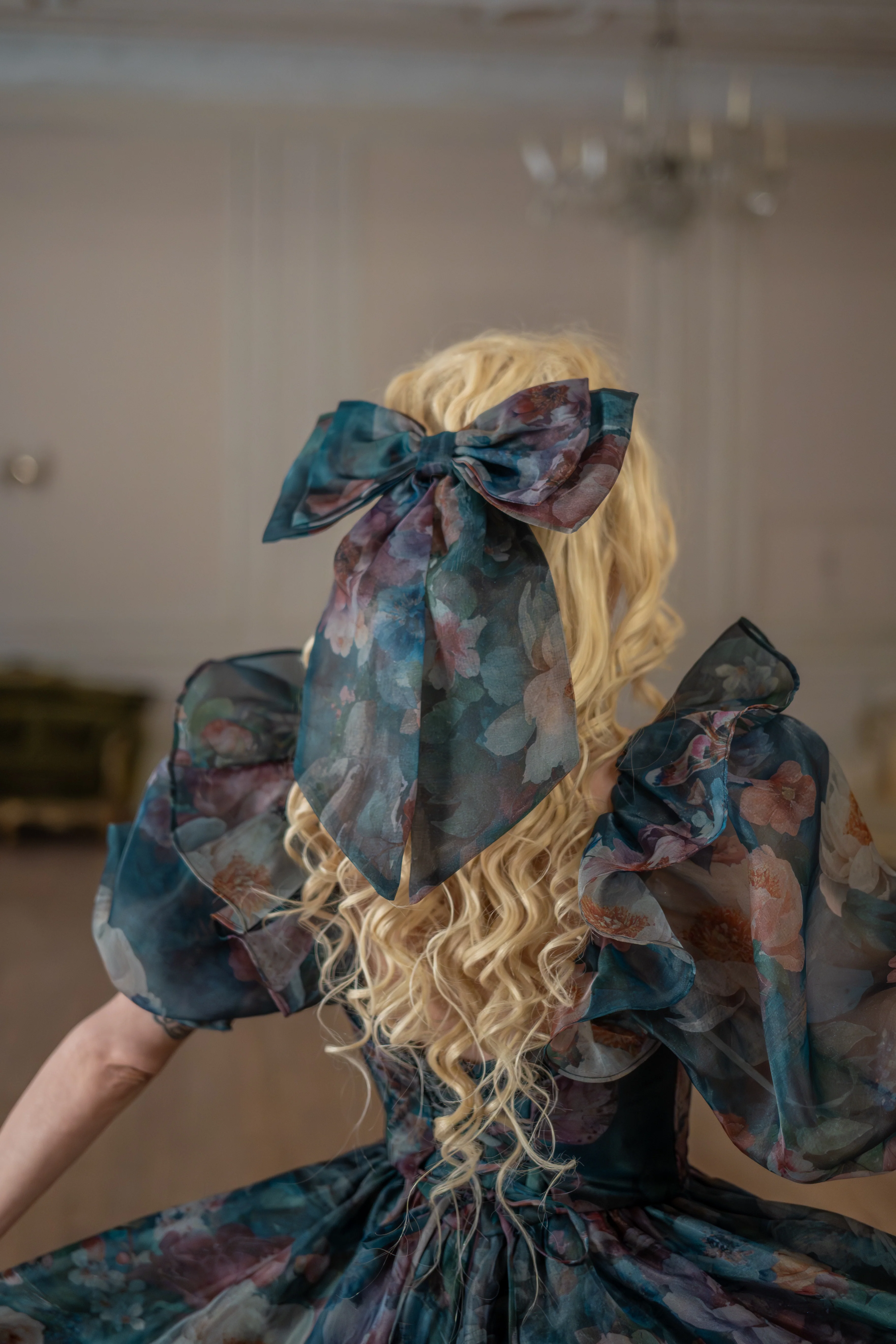 Ophelia Winged Hairbow - Image 5