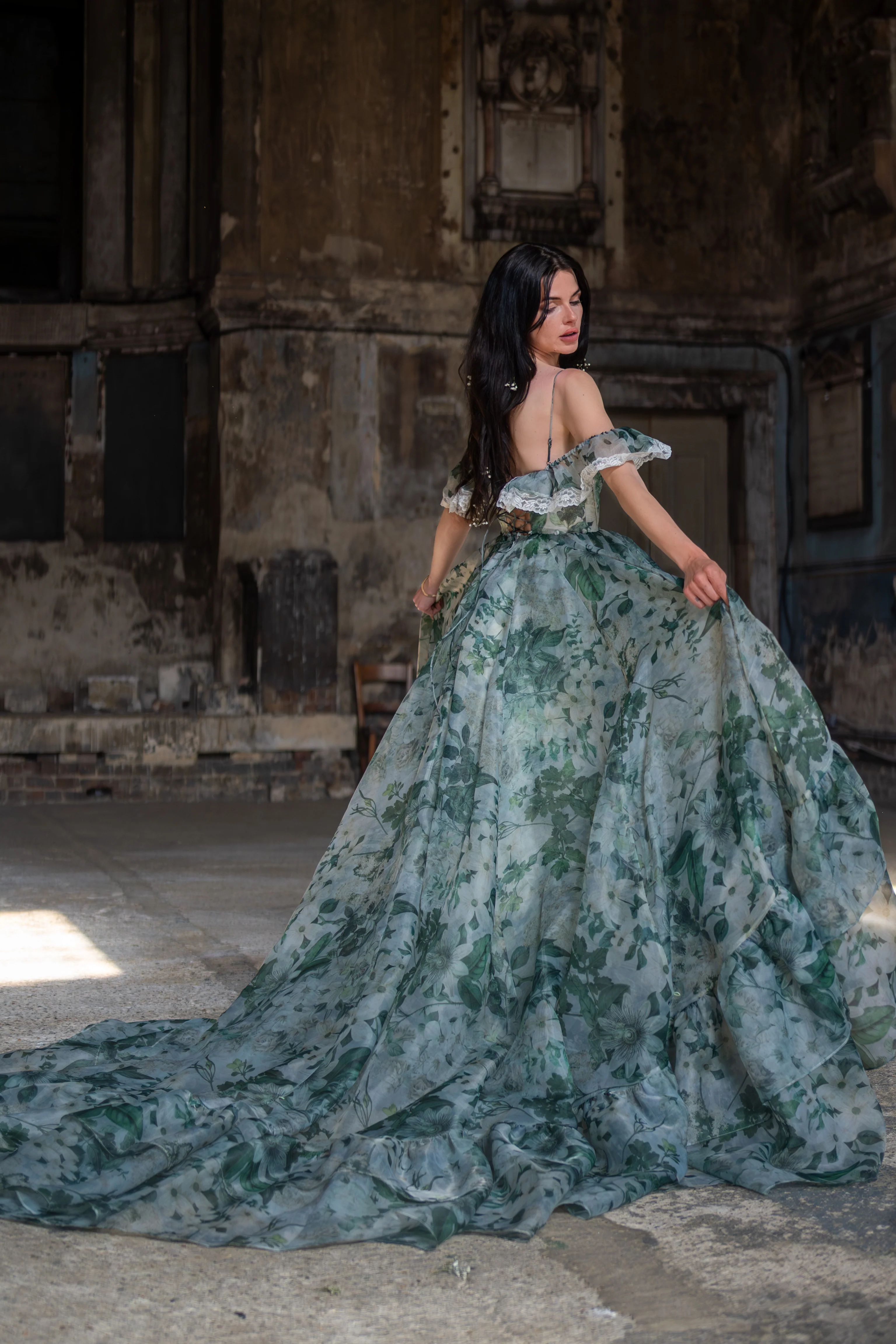 Primavera Guileless Gown - Image 2