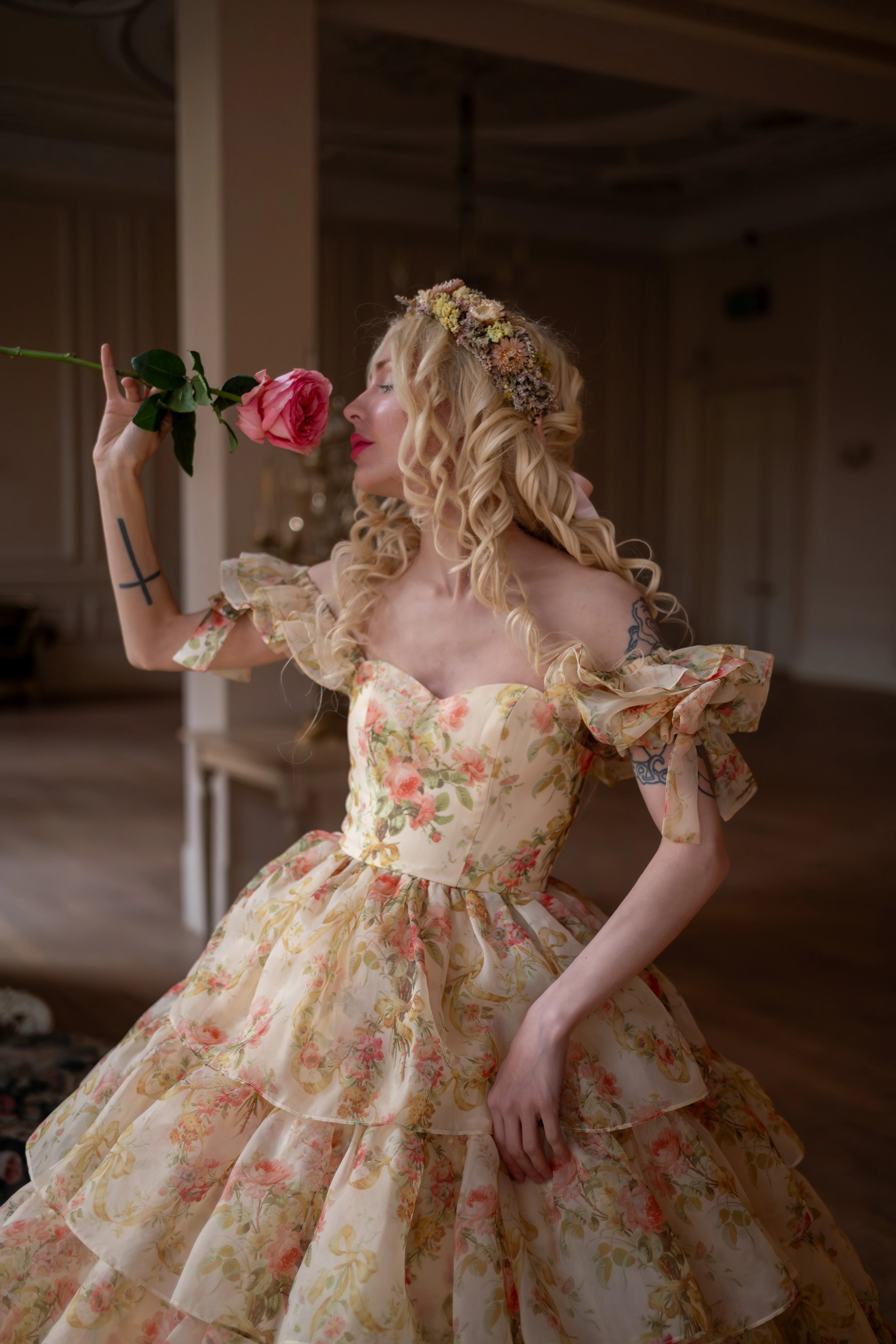 Queen Alexandra Debutante Gown - Image 5