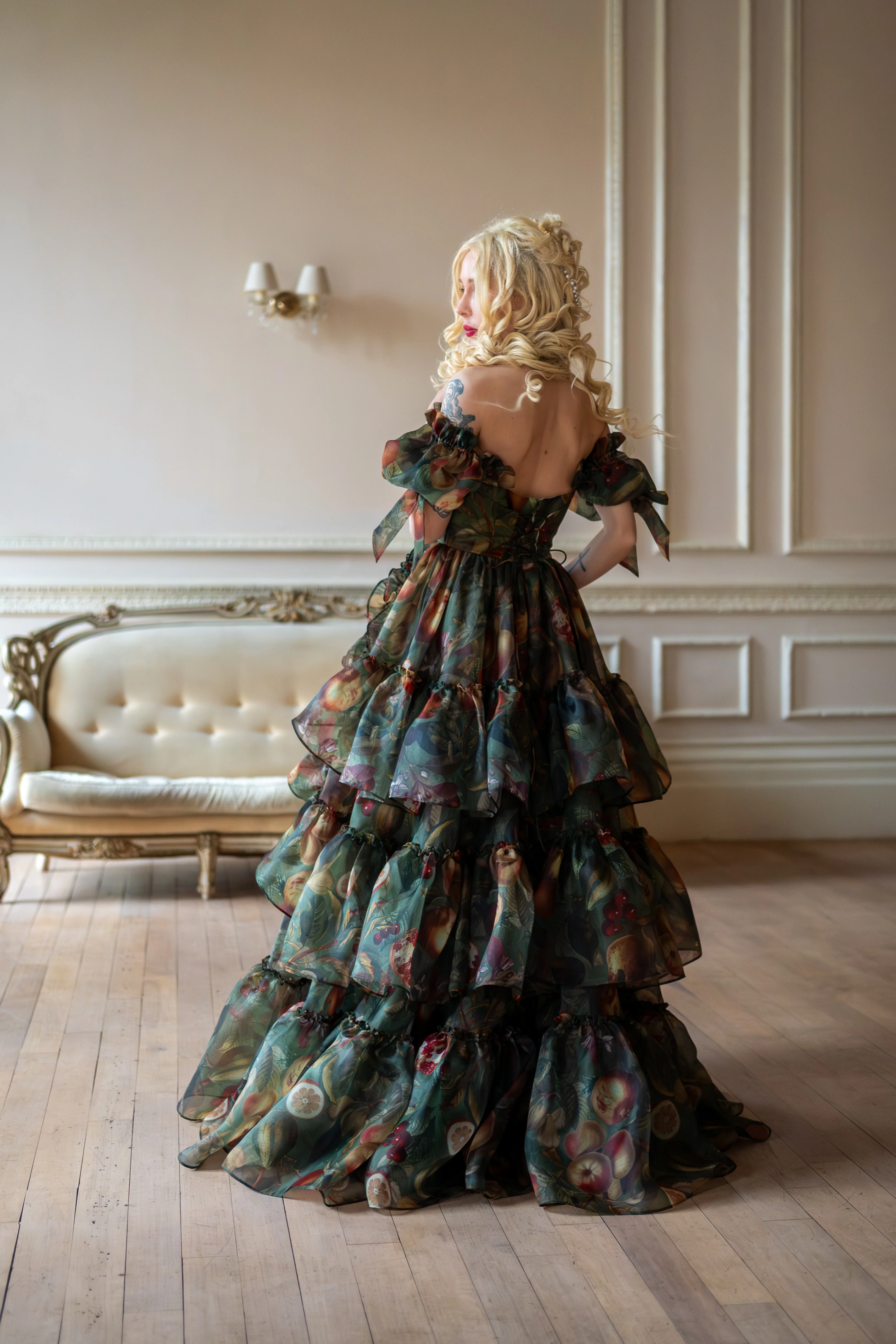Renaissance Bounty Mademoiselle Gown - Image 13