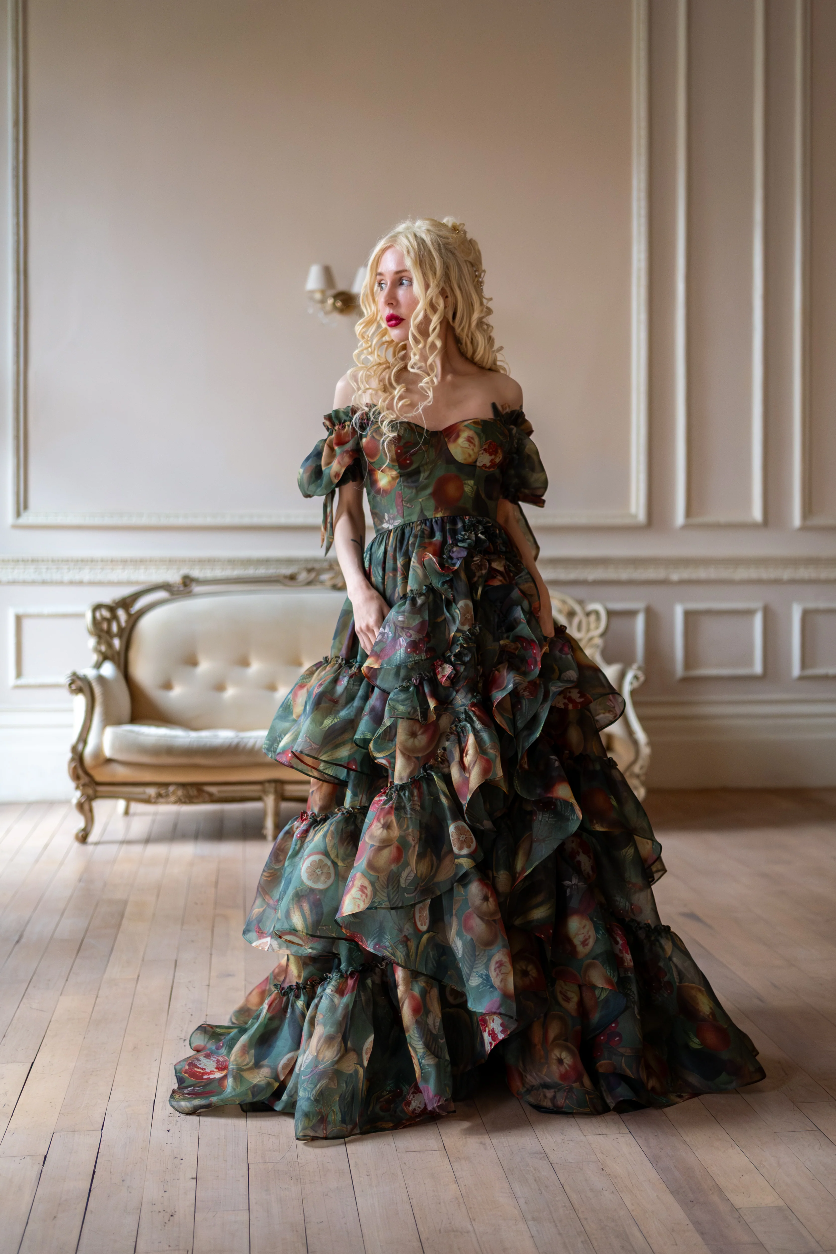 Renaissance Bounty Mademoiselle Gown - Image 5