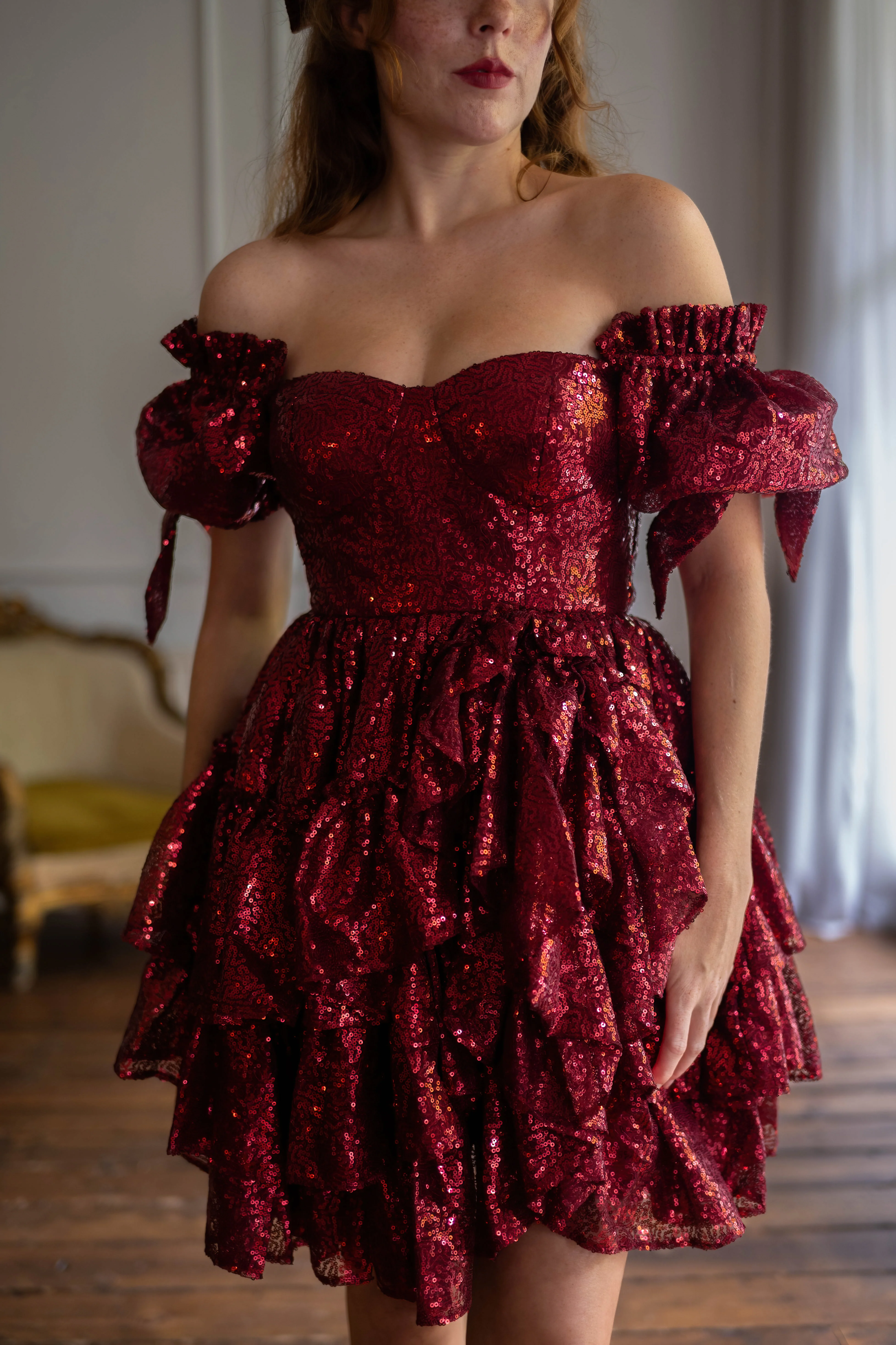 Rouge Étoile Damsel Dress - Image 13