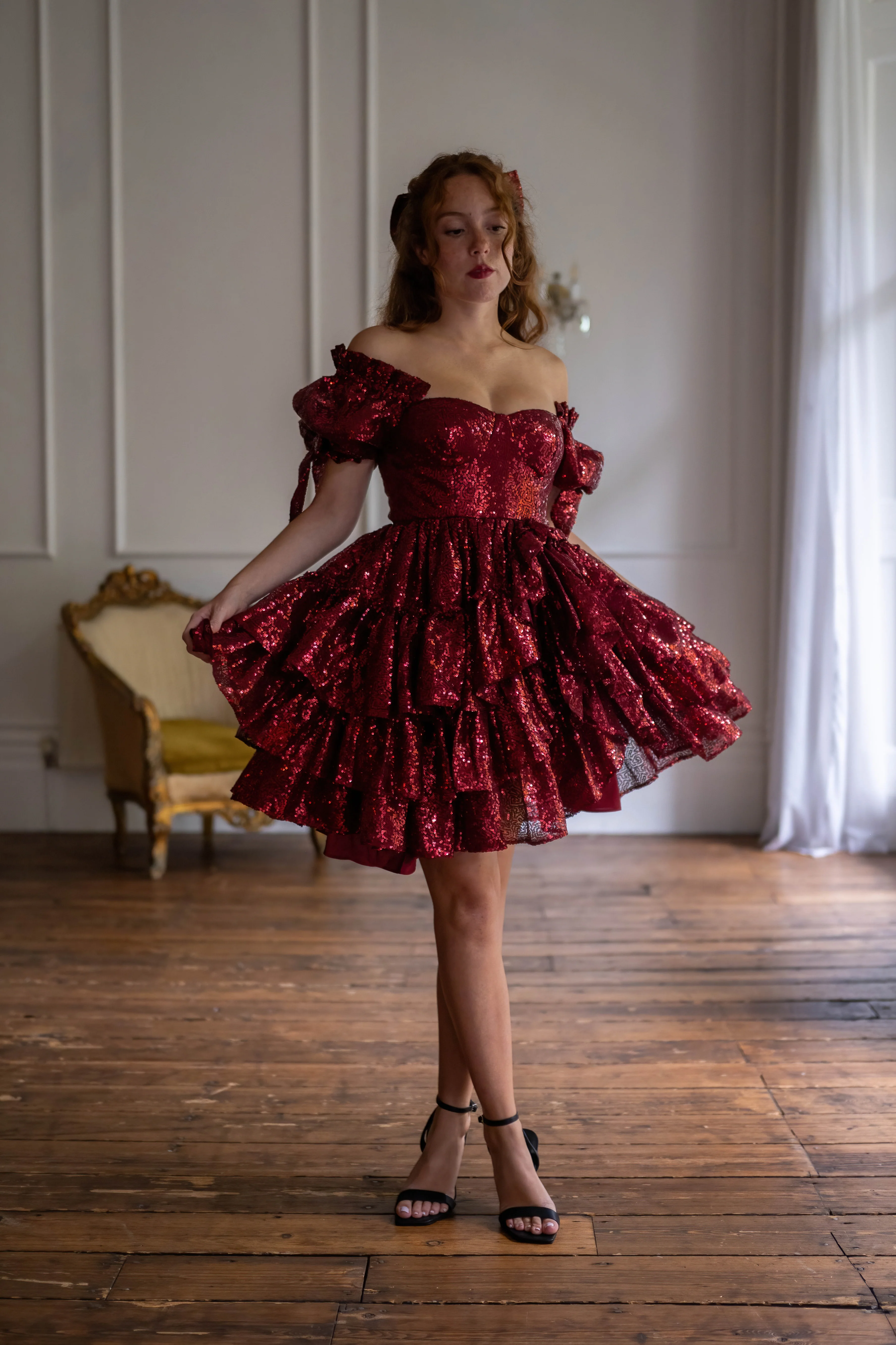 Rouge Étoile Damsel Dress - Image 3