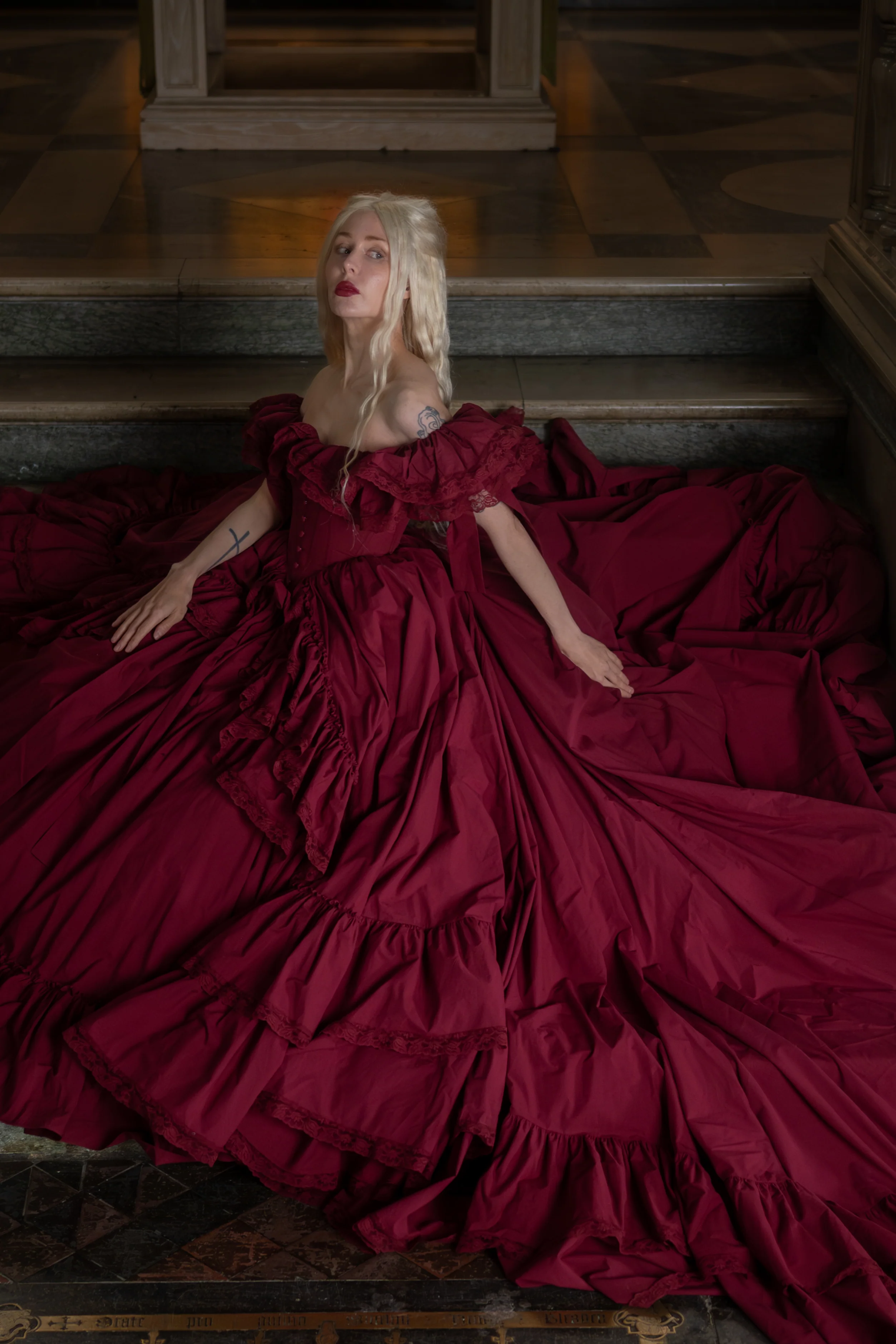 Sanguine Daae Bridal Gown - Image 10