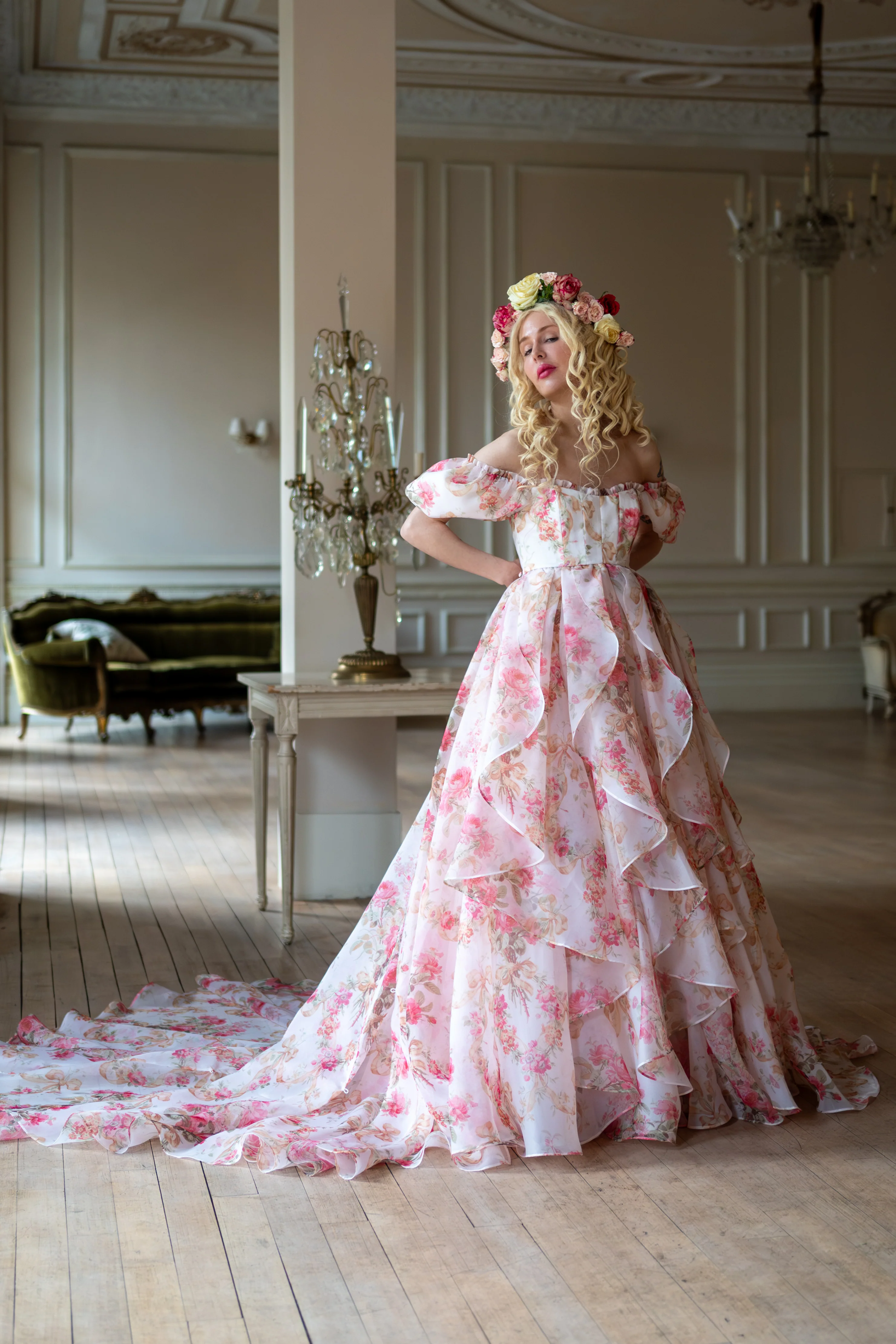 Venetian Rose Renaissance Gown - Image 10