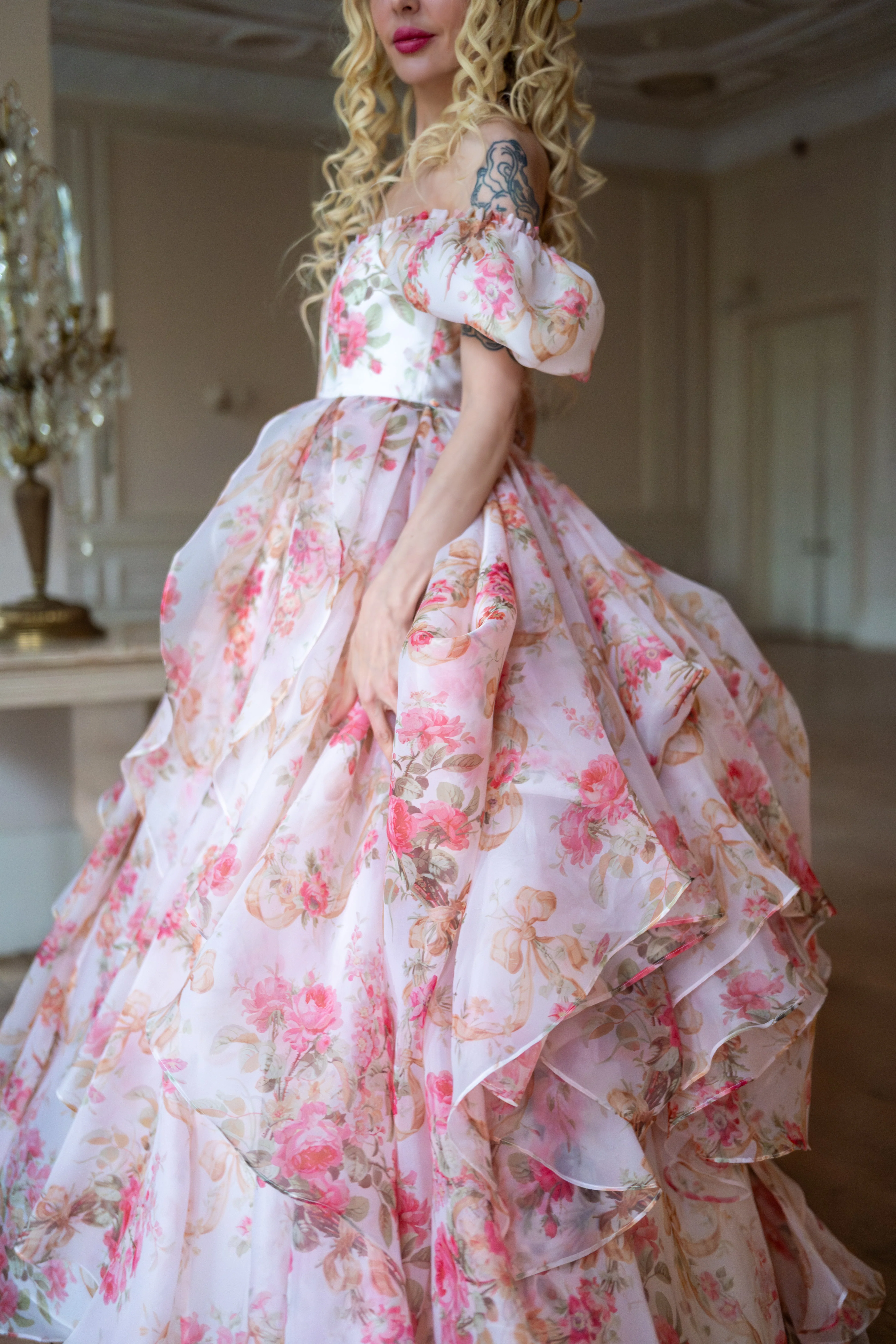 Venetian Rose Renaissance Gown - Image 8