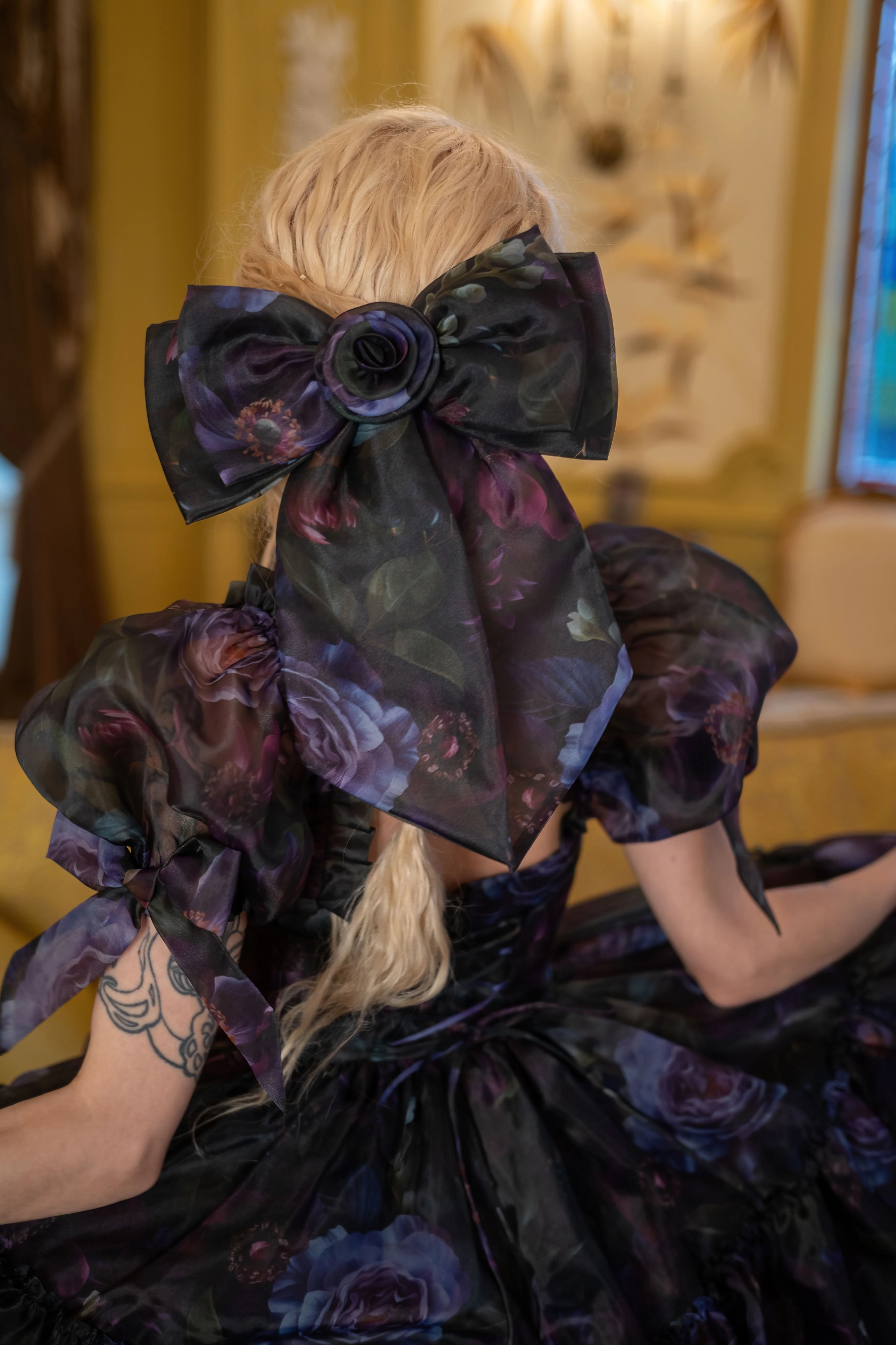 Witching Hour Rosebud Bow - Image 10
