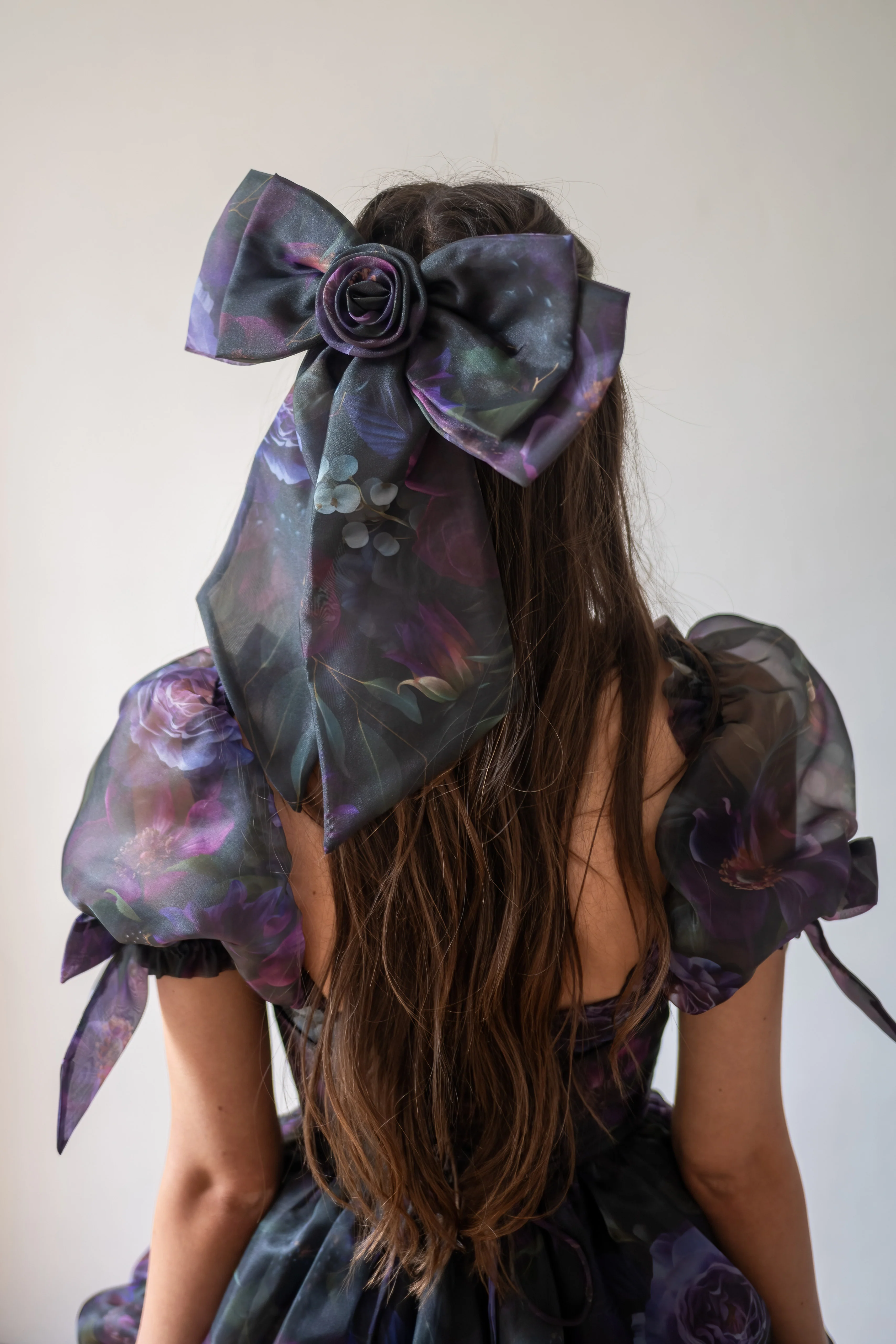 Witching Hour Rosebud Bow - Image 16