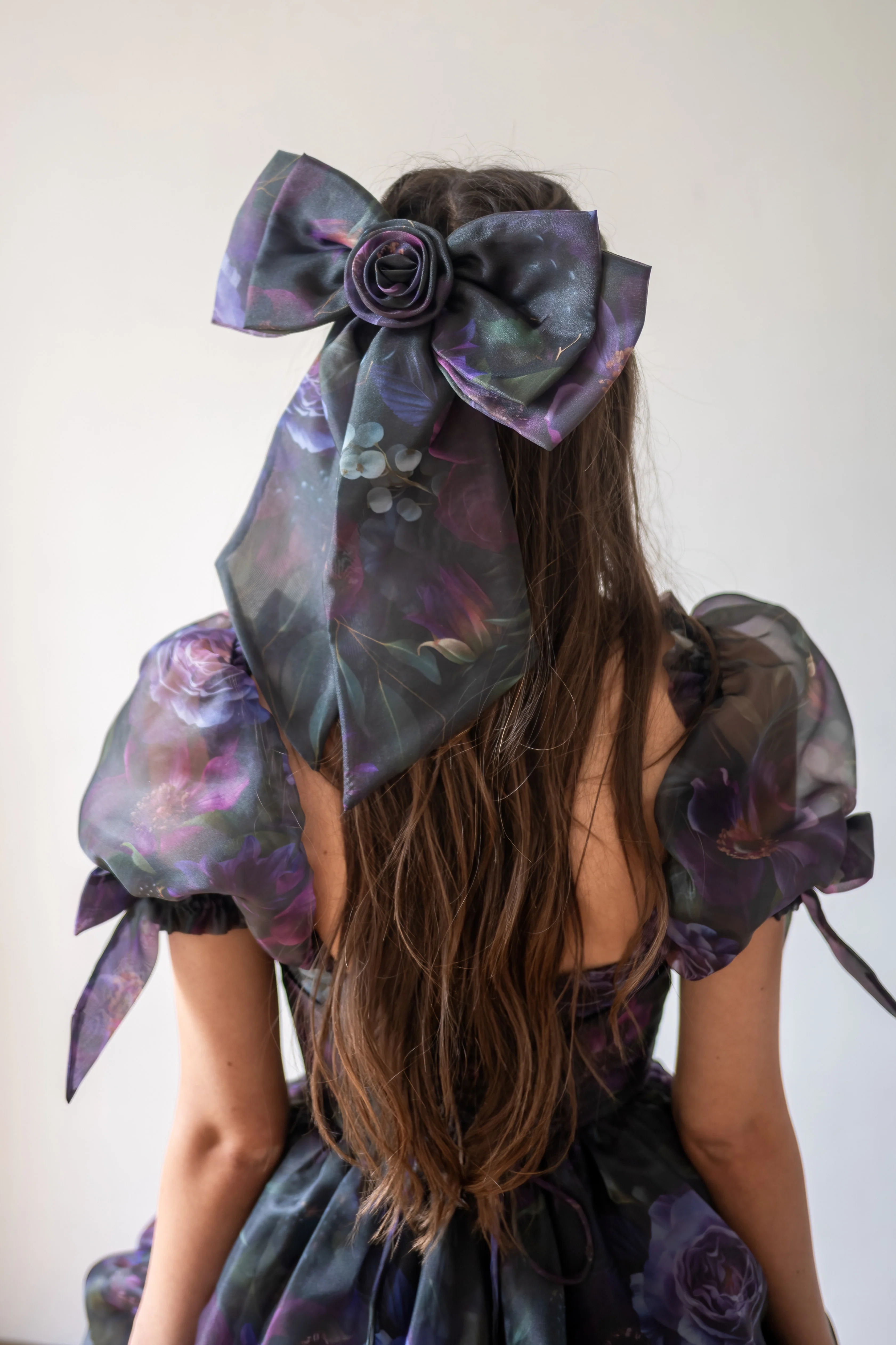 Witching Hour Rosebud Bow - Image 4